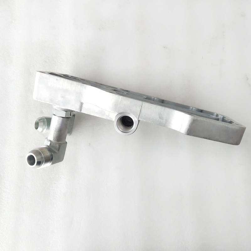  Lubricating Oil Filter Head 3979393 for cummins engine