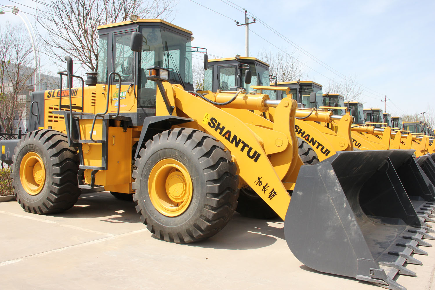 Record of China's single batch export of construction machinery