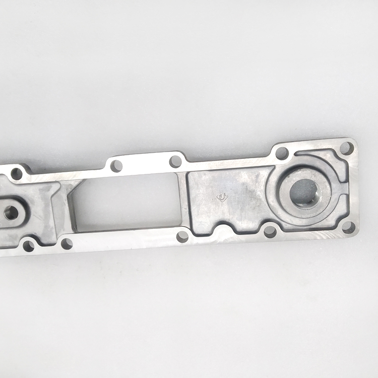 Intake Manifold Cover 3967069 for Cummins ISLe Engine