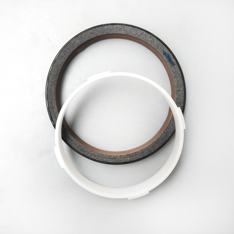 Crankshaft Rear Oil Seal 3968563 for Cummins Engine