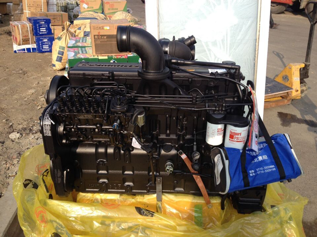 DCEC Automotive Diesel Engine Assembly 6LTAA8.9-C325