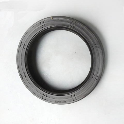 Crankshaft Oil Seal C6204213510 for Cummins Engine