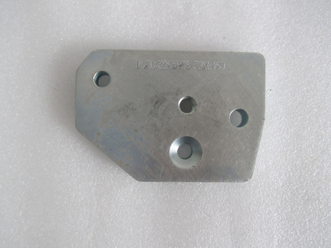 Belt Tensioner Bracket 3285958 for Cummins Engine