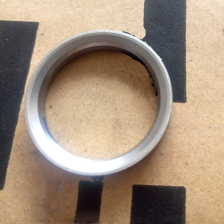 Intake Valve Insert 3943449 for Cummins ISDe ISF3.8 Engine Parts