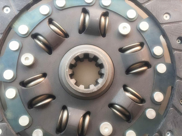 Clutch Plate Disc 4937401 for 4BT Diesel Engines