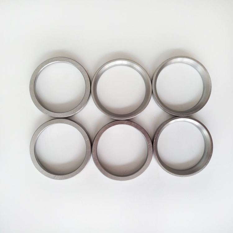 Intake Valve Insert 3683349 for Cummins X15 ISX15 QSX15 Engine Parts
