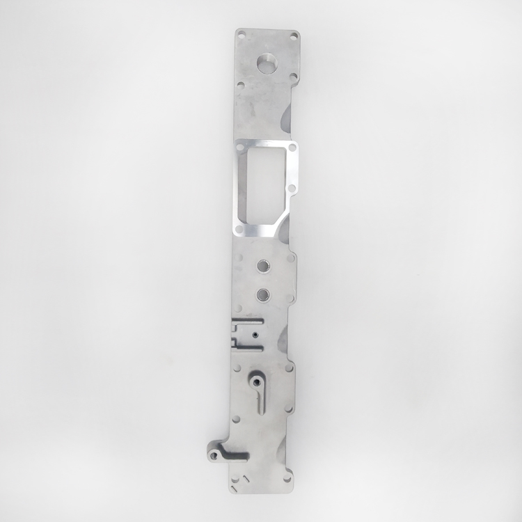 Intake Manifold Cover 3967069 for Cummins ISLe Engine